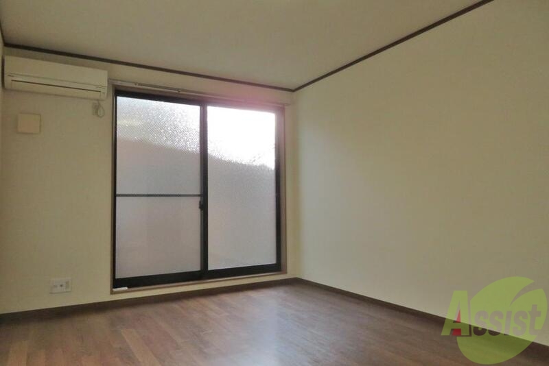 その他部屋・スペース　ベッドを置いても十分な広さが取れそうですね。