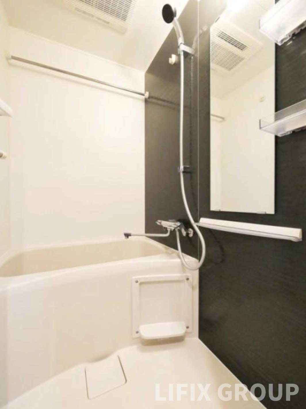 バス・シャワールーム　風呂