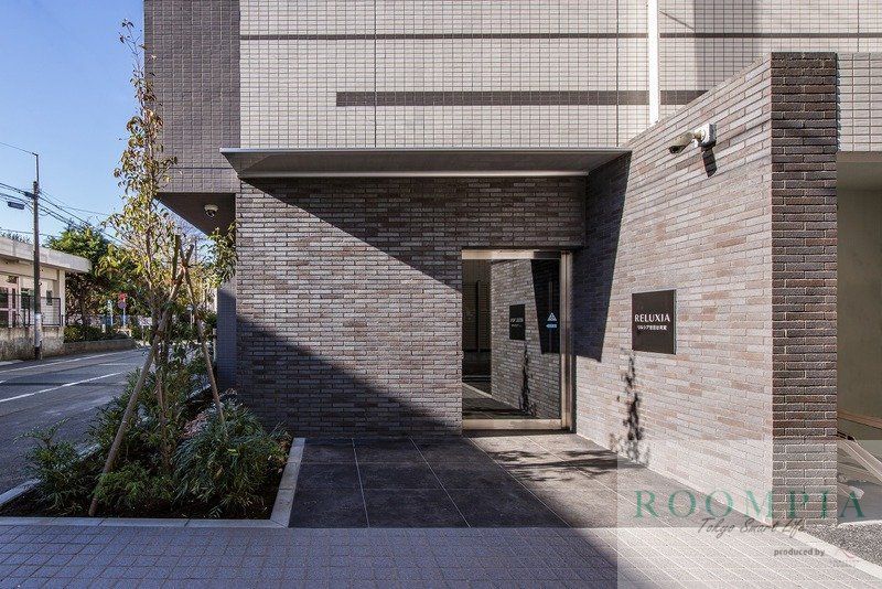 エントランス　エントランス