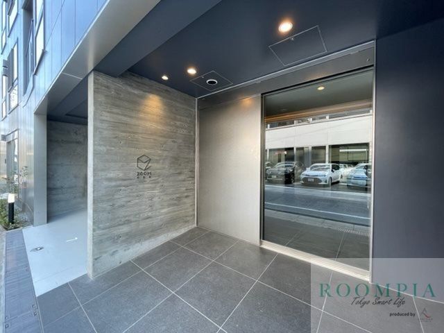 エントランス　エントランス