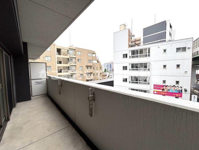 バルコニー　※写真は別号室