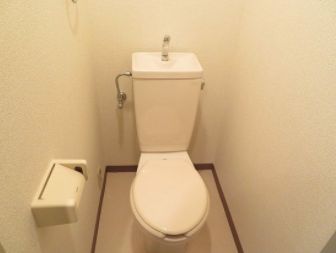 トイレ　独立型のトイレルーム☆(同一仕様写真)