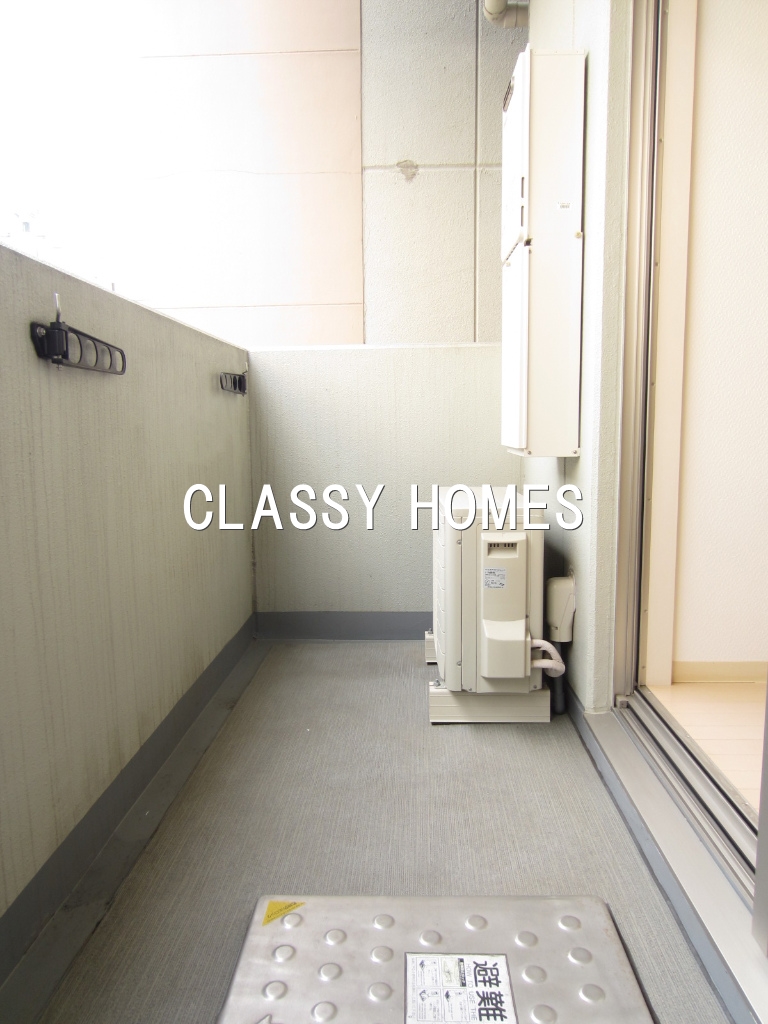 バルコニー　2007年竣工エルフラット三田：バルコニー