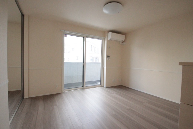 居室・リビング　※別室の参考写真の為、現況優先です。