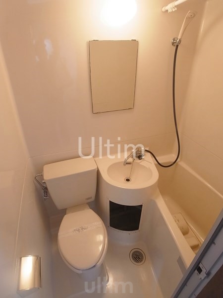 バス・シャワールーム　別部屋のお写真です。ご参考までに！