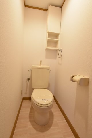 トイレ　同物件、類似間取りのイメージ写真です