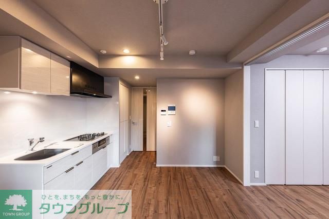 居室・リビング　Aタイプ2023年12月撮影 同タイプ301号室の写真です。