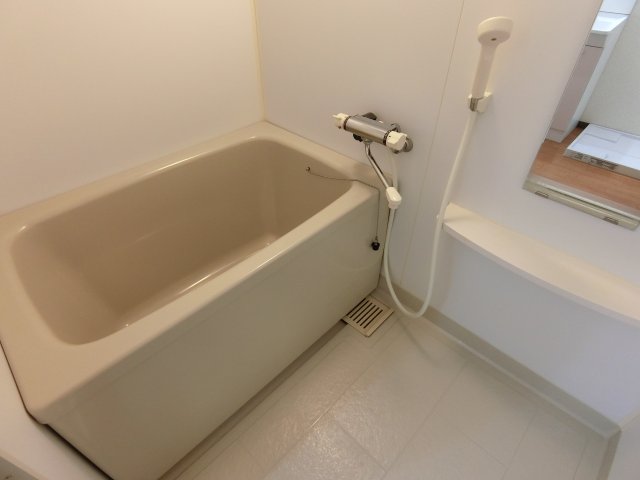 バス・シャワールーム　詳細は、RISUMO江坂本店→06-6155-7137まで♪