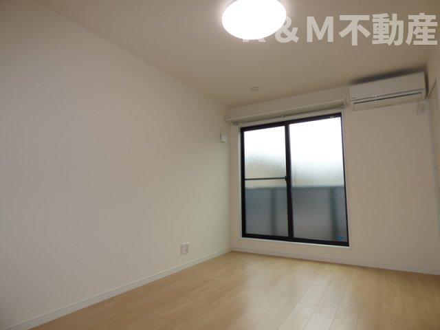 居室・リビング　使いやすい居間です