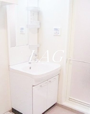 洗面設備　洗面台です。