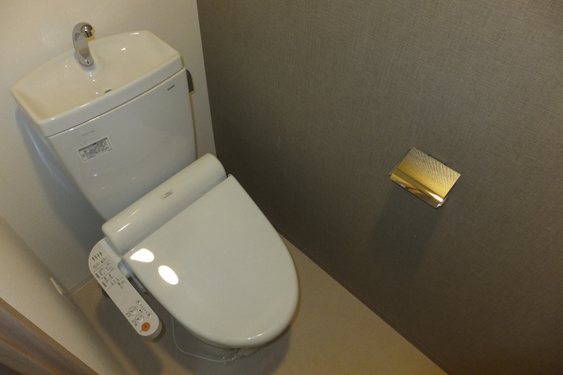 トイレ　トイレ