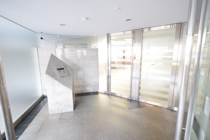 エントランス　エントランス