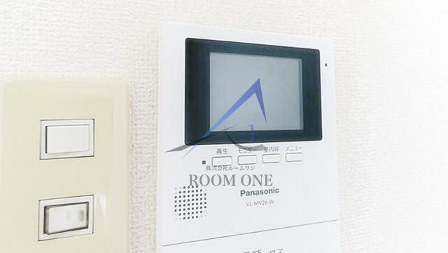 セキュリティ　モニター付きインターホンです。