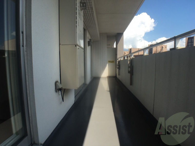 バルコニー　バルコニーが付いていますので一息ついてみてはいかがですか。