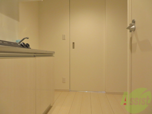 玄関　玄関の様子です。明るい印象ですね。気分もあがりそう。