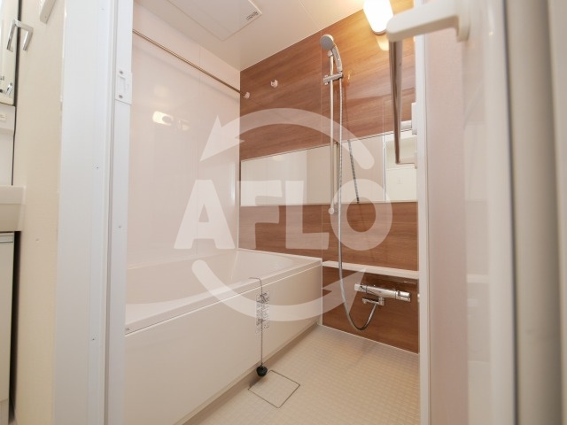 バス・シャワールーム　アザレア梅田　浴室