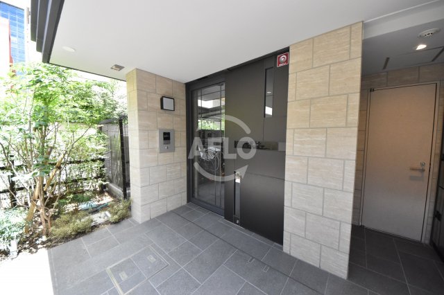 エントランス　アザレア梅田　エントランス