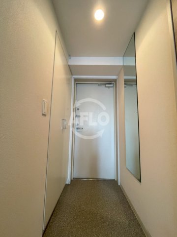 玄関　シスイル長居　玄関