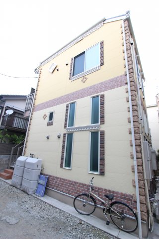 建物外観　同タイプ参考写真です。