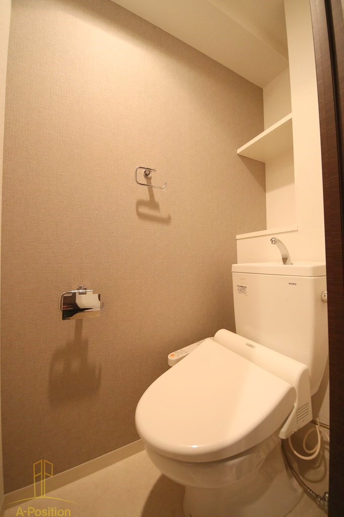 トイレ　スワンズシティ心斎橋アネーロ