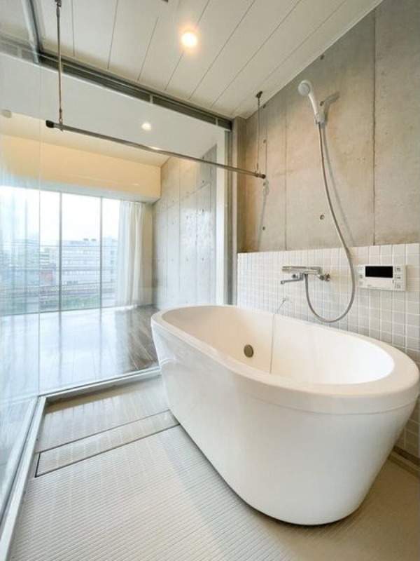 バス・シャワールーム