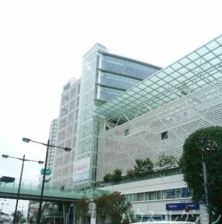 ショッピングセンター　玉川高島屋ショッピングセンターガーデンアイランド（ショッピングセンター）まで650m