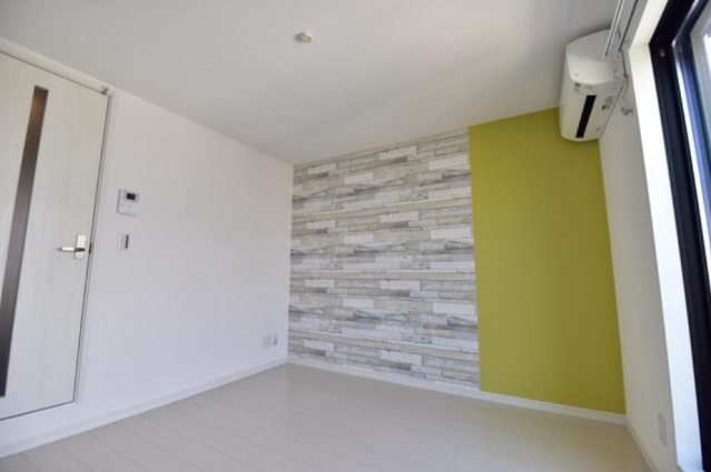 居室・リビング　室内