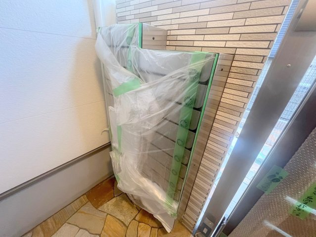 ロビー　ロビーにある各部屋毎のメールボックス。