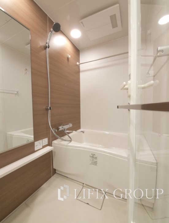 バス・シャワールーム　風呂