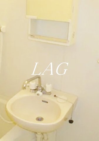 洗面設備　洗面台です。