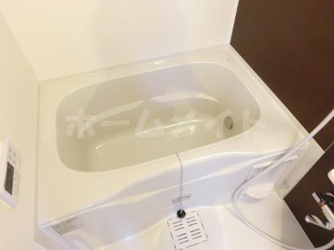 バス・シャワールーム　バスタブ
