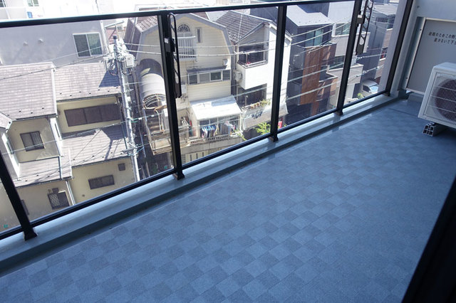 バルコニー　※別室参考写真