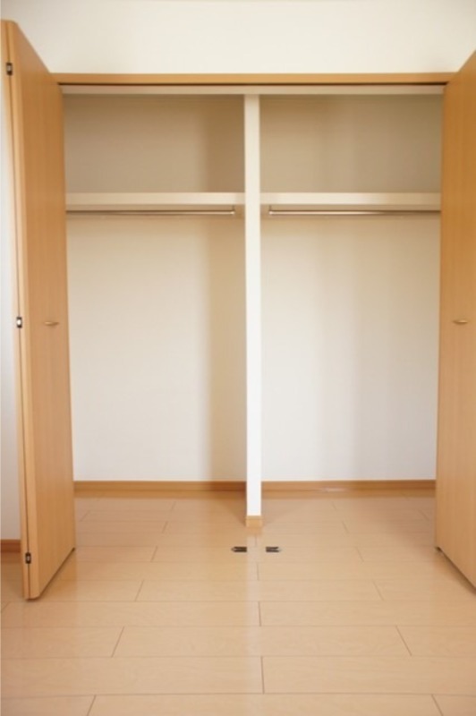 収納　図面と現状に相違がある場合には現状を優先