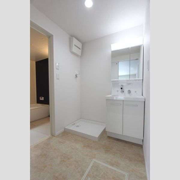 洗面設備　参考写真です。現況優先。