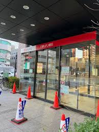 銀行　三菱UFJ銀行八重洲通支店（銀行）まで281m
