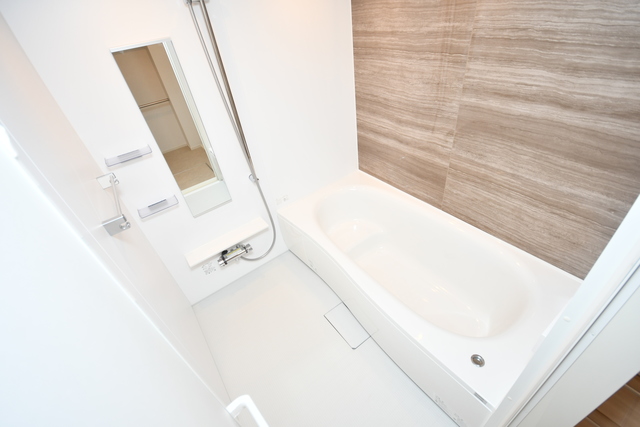 バス・シャワールーム　浴室