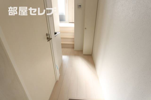 玄関　同型モデル