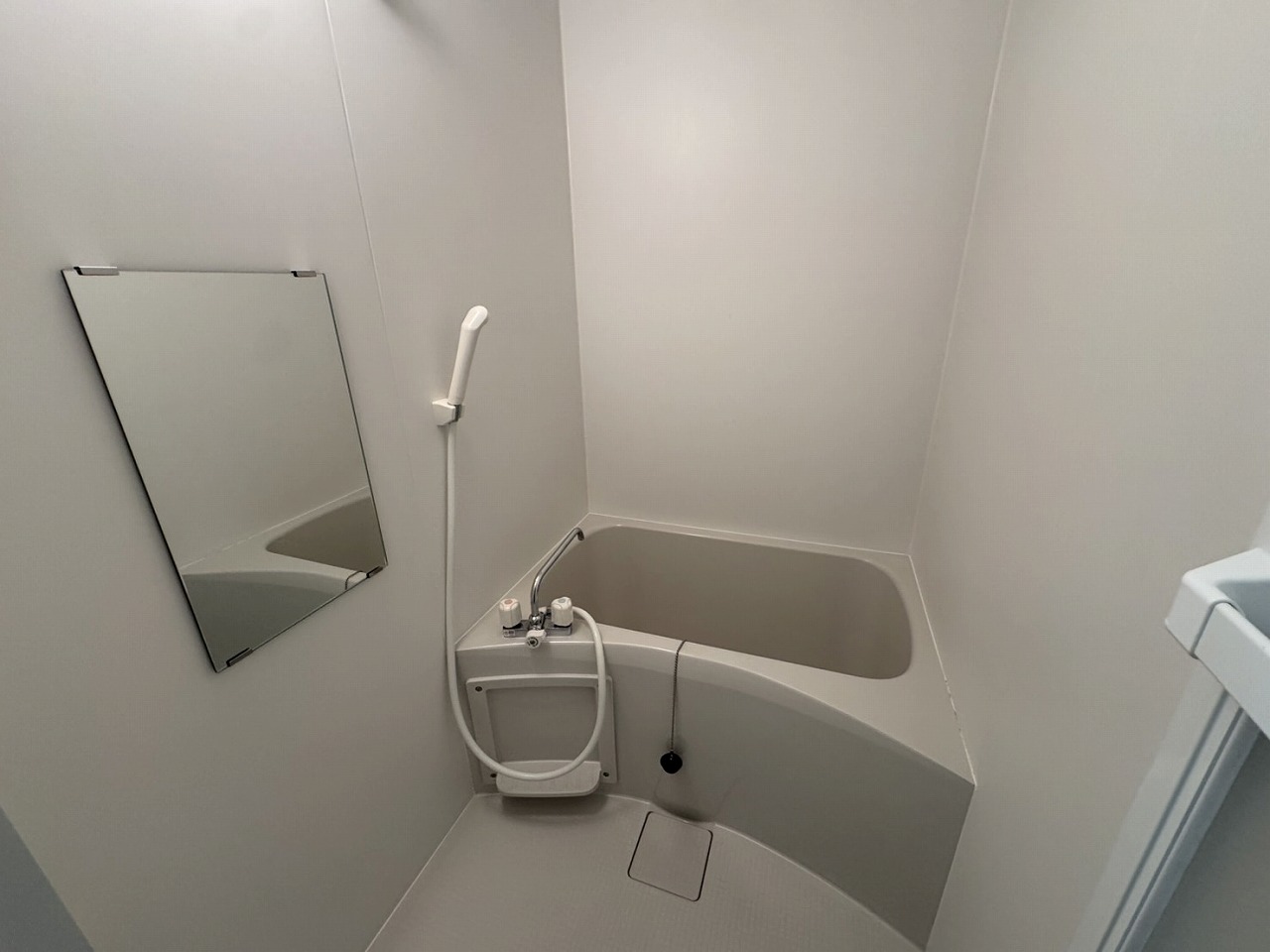 バス・シャワールーム　ゆったり過ごせるお風呂です