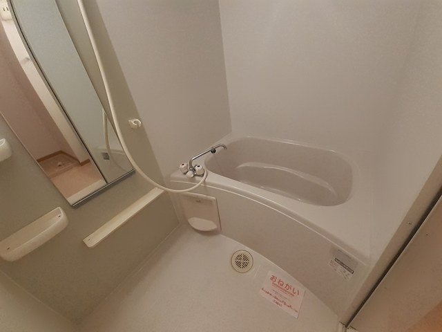 バス・シャワールーム　日々の疲れを癒すお風呂付です