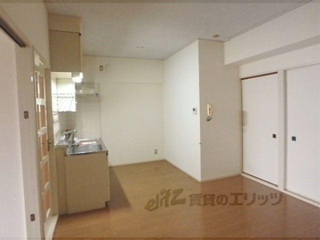 居室・リビング　居室