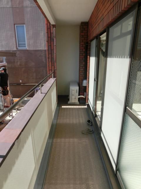 バルコニー　バルコニー