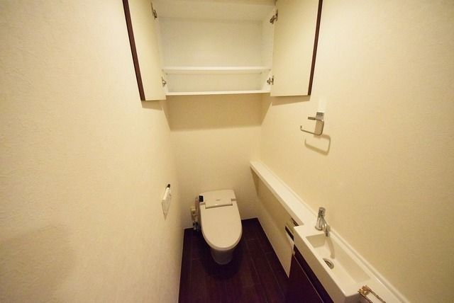 トイレ　※別部屋参考写真