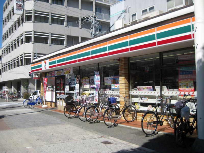 コンビニ　セブンイレブン 大阪三軒家東5丁目店（コンビニ）まで597m