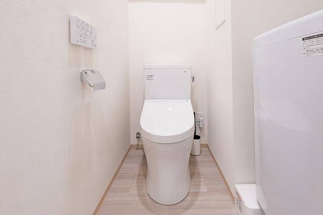 トイレ　トイレ?