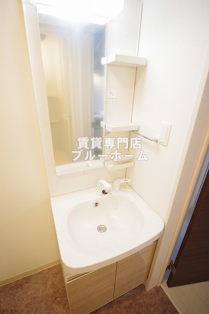 洗面設備　独立洗面台あります！