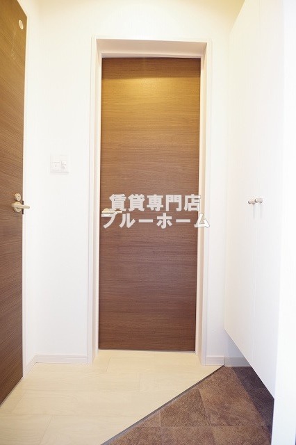 玄関　明るい玄関ですね！