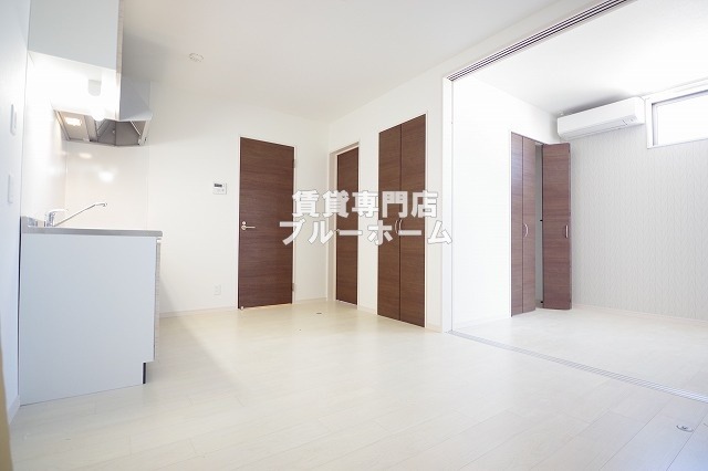 居室・リビング　8.3帖の広々としたリビング！