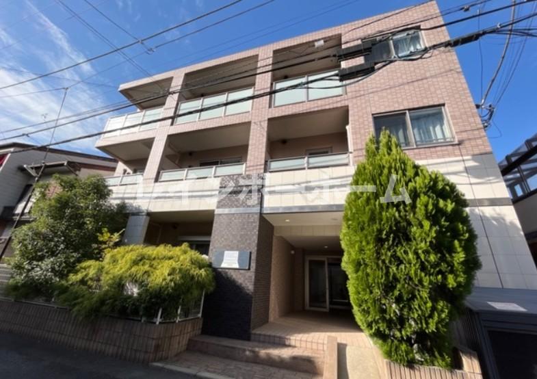 エントランス　毎日通るエントランスはこのようになっています