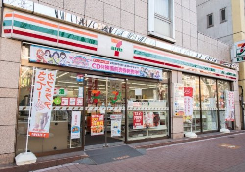 コンビニ　セブンイレブン 早稲田店（コンビニ）まで102m