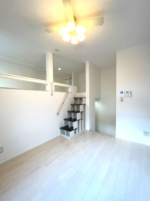 居室・リビング　同シリーズ物件の写真になります。